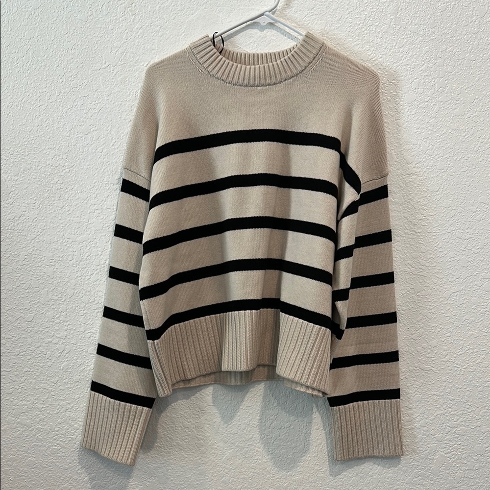 H&M Cream and Black Crew Neck Sweater